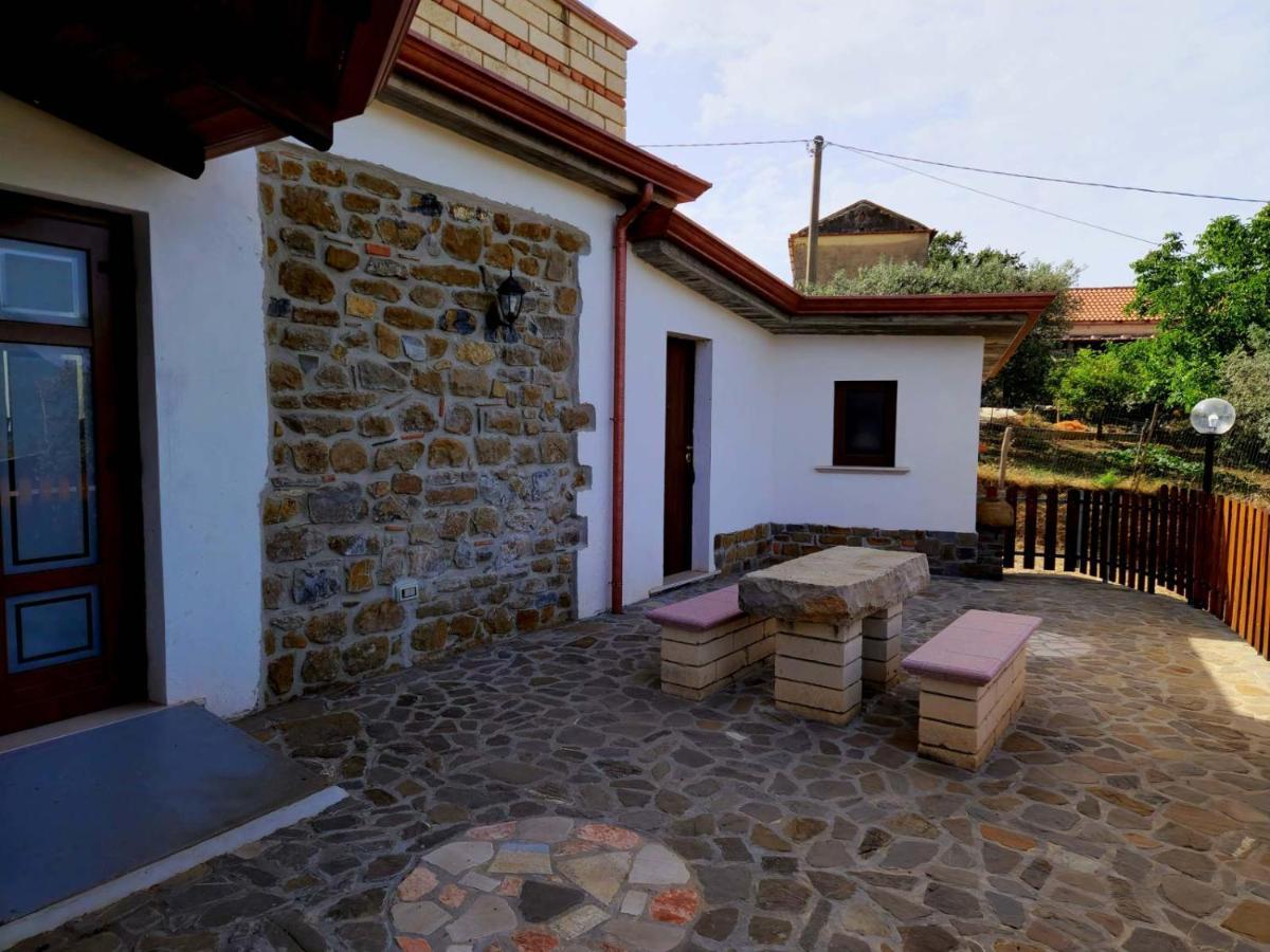 Pietra Del Colle Agriturismo Altavilla Silentina Екстериор снимка